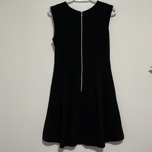 Dynamite dress - Picture 2 of 3